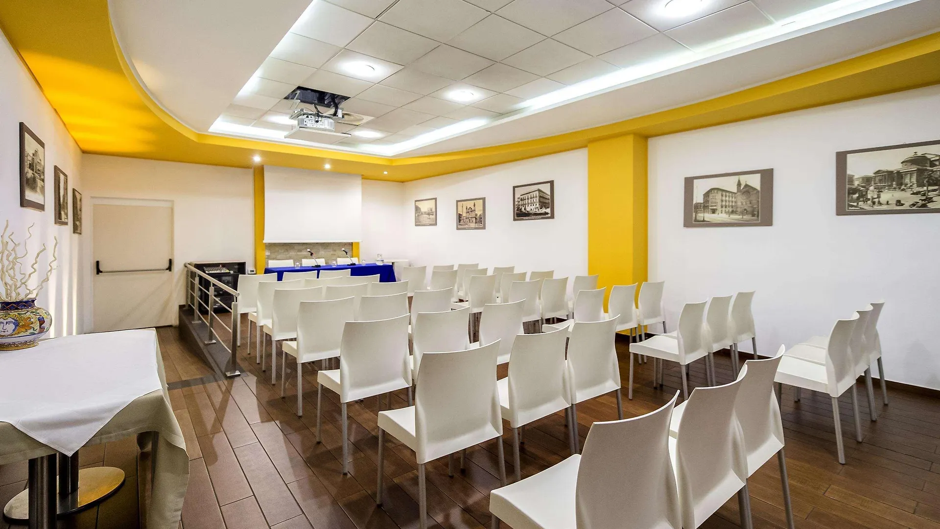 Ibis Styles Palermo Cristal Hotel