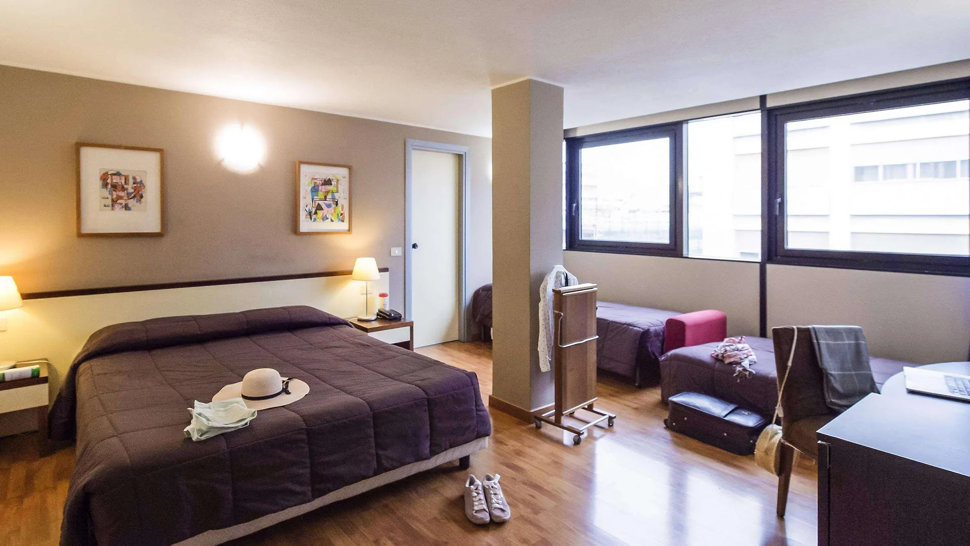 Отель Ibis Styles Palermo Cristal