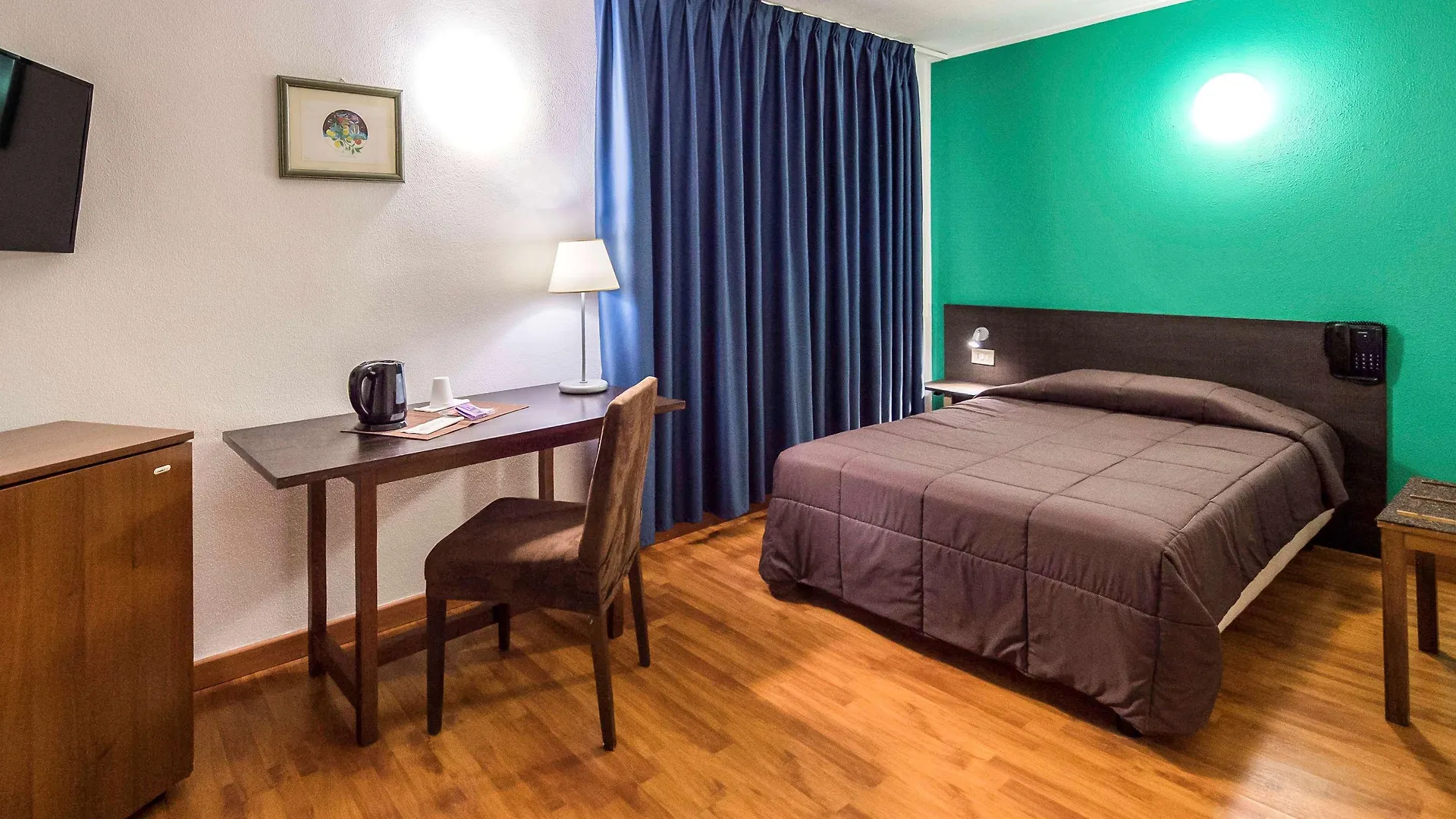 Отель Ibis Styles Palermo Cristal 4*,  Италия
