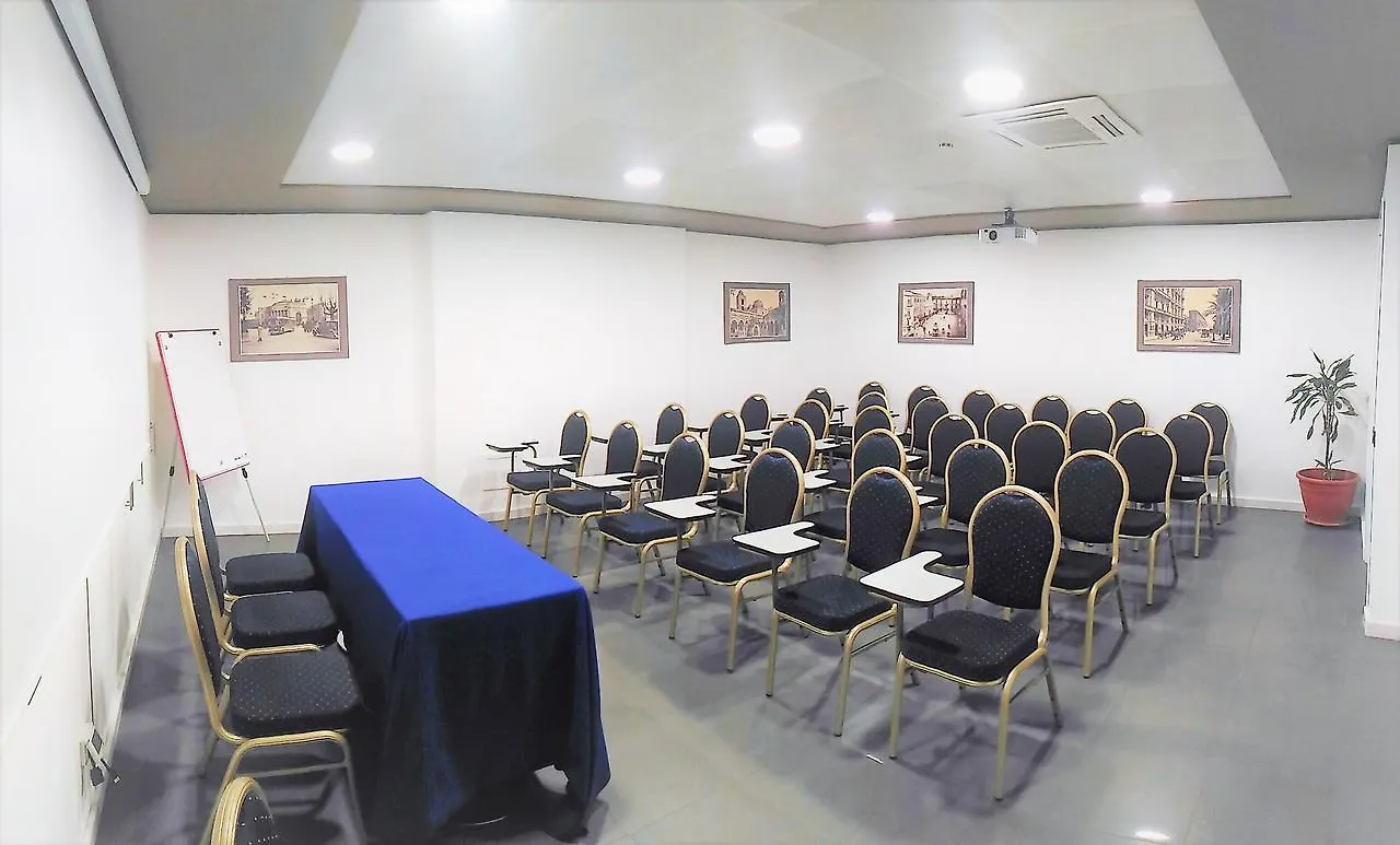 ****  Отель Ibis Styles Palermo Cristal Италия