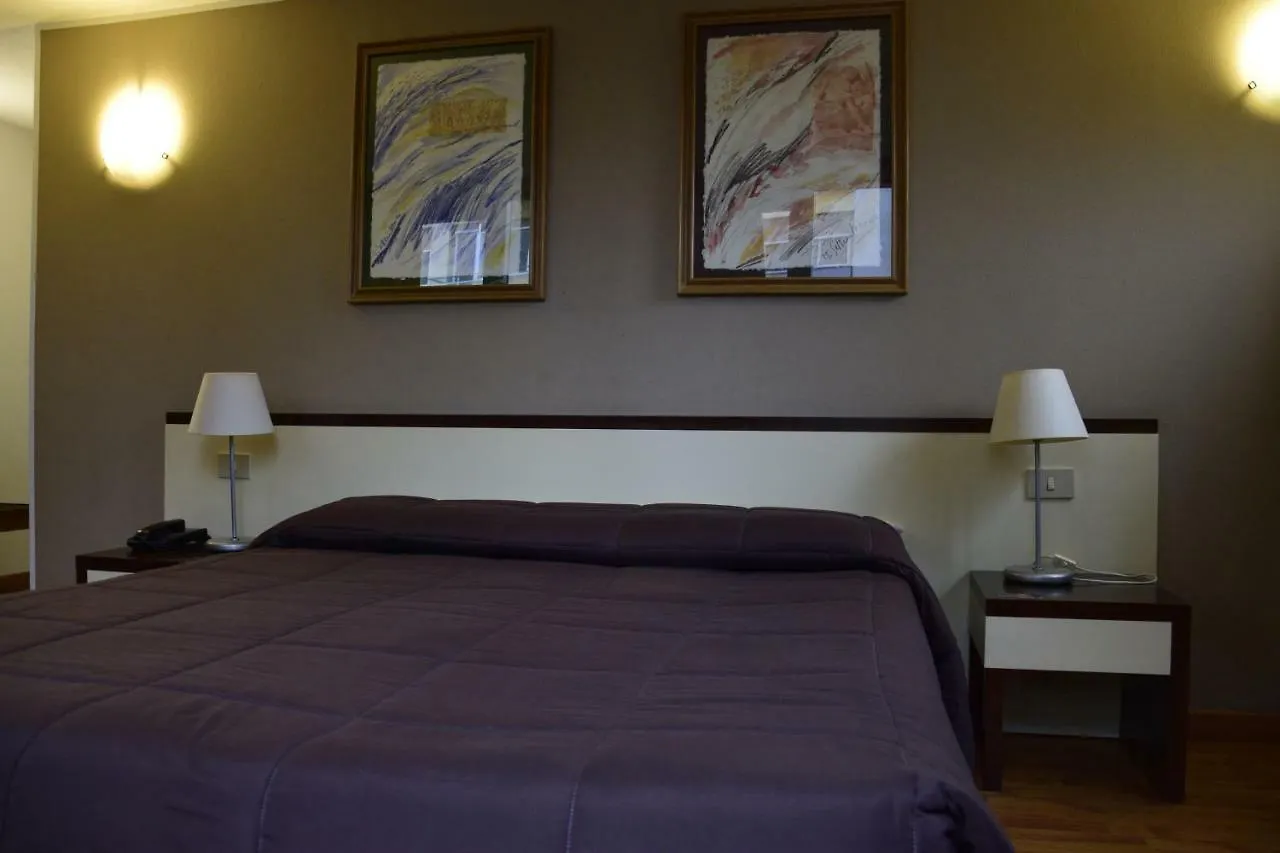 ****  Отель Ibis Styles Palermo Cristal Италия